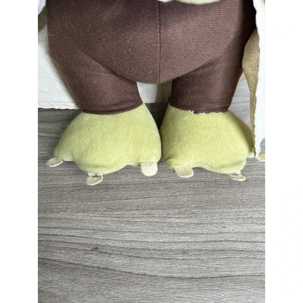 Star Wars Disney Gemmy Yoda 21